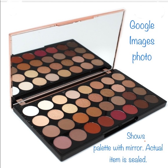 Revolution London Eye Shadow NIB Flawless 3 Resurrection- 32 colors Professional - Picture 6 of 9